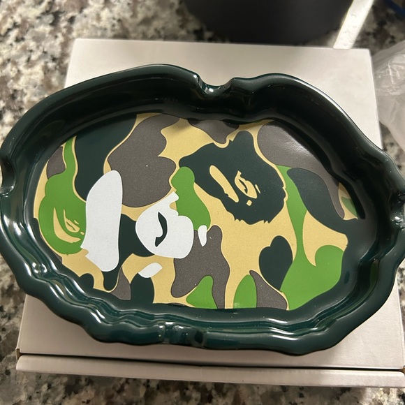 Bape ashtray - Picture 2 of 4